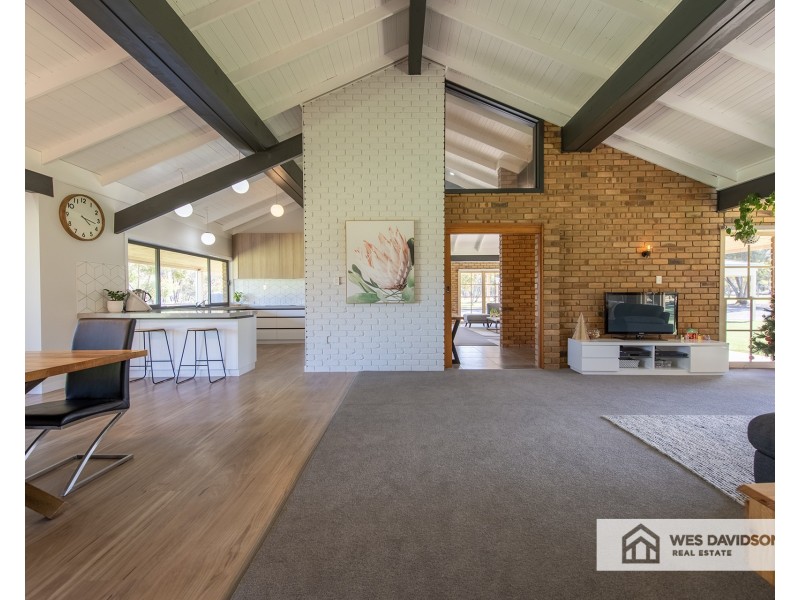 21 Grant Drive, Dooen VIC 3401
