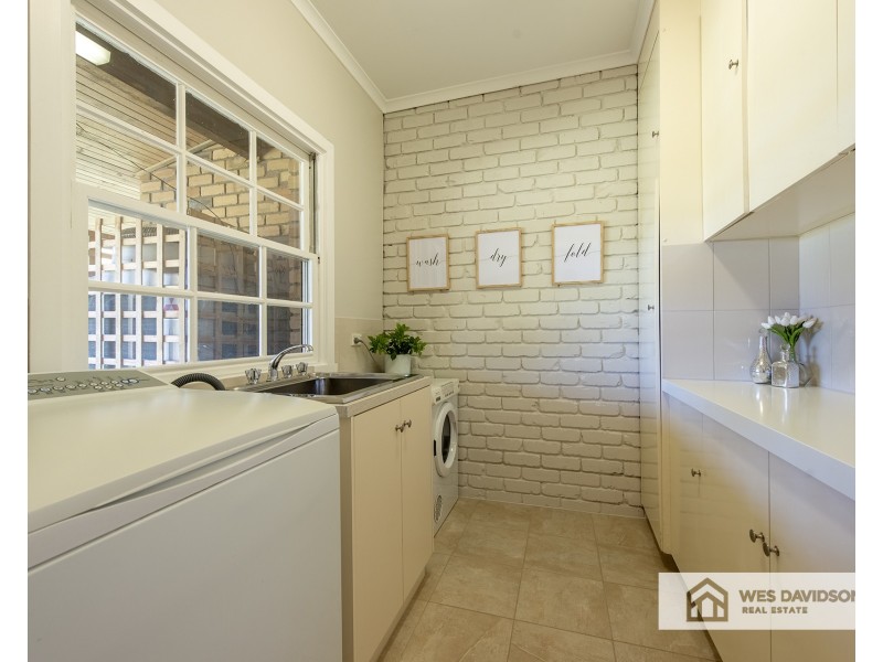 21 Grant Drive, Dooen VIC 3401