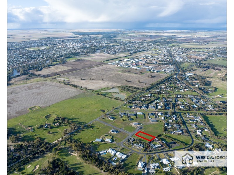 18 Blue Wren Drive, Haven VIC 3401