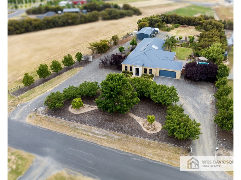 6 Blue Wren Drive, Haven VIC 3401