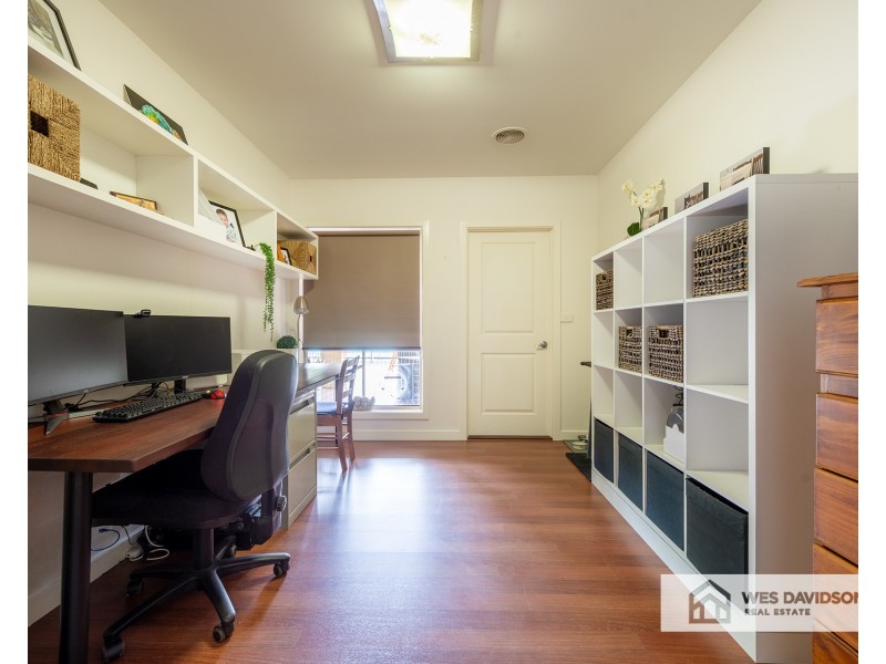 6 Blue Wren Drive, Haven VIC 3401