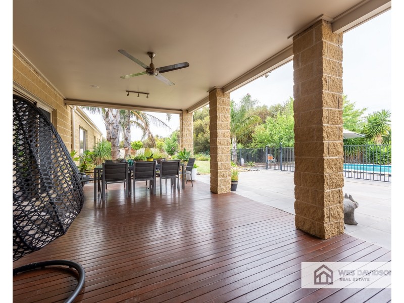 6 Blue Wren Drive, Haven VIC 3401