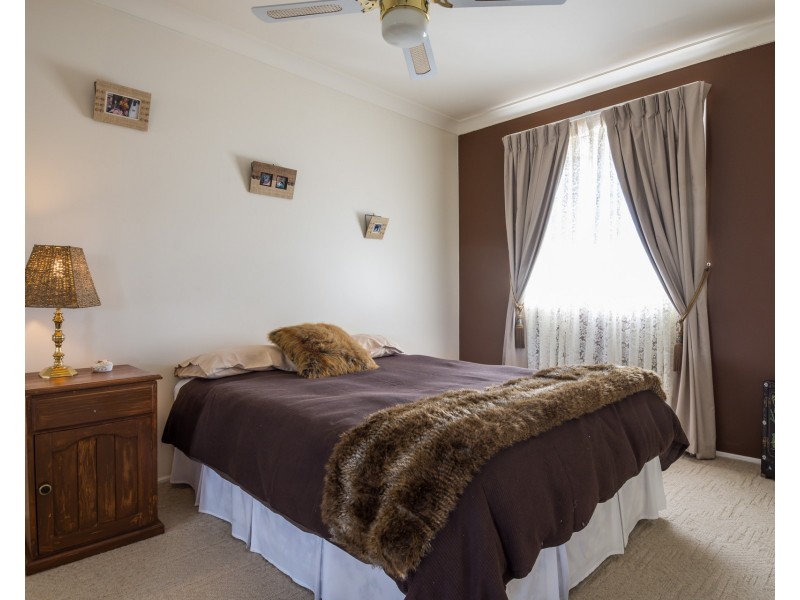 4 Downes Place, Jamberoo NSW 2533