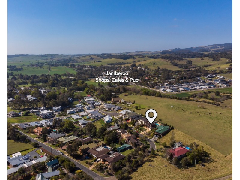 4 Downes Place, Jamberoo NSW 2533