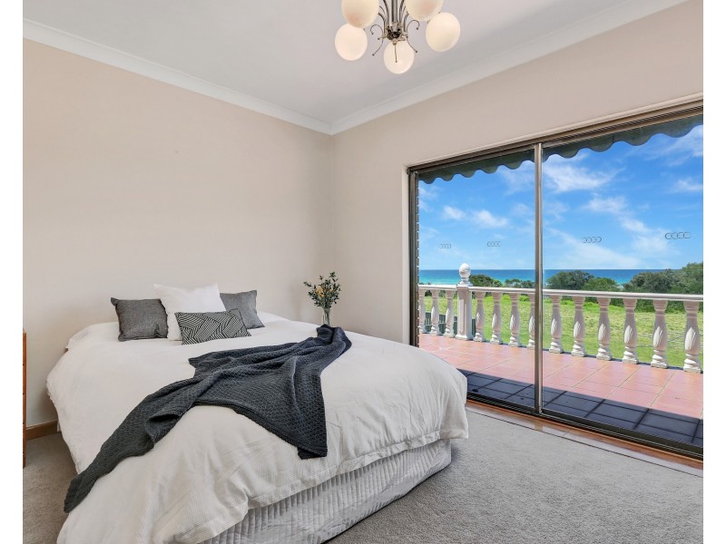 122 North Kiama Drive, Kiama Downs NSW 2533
