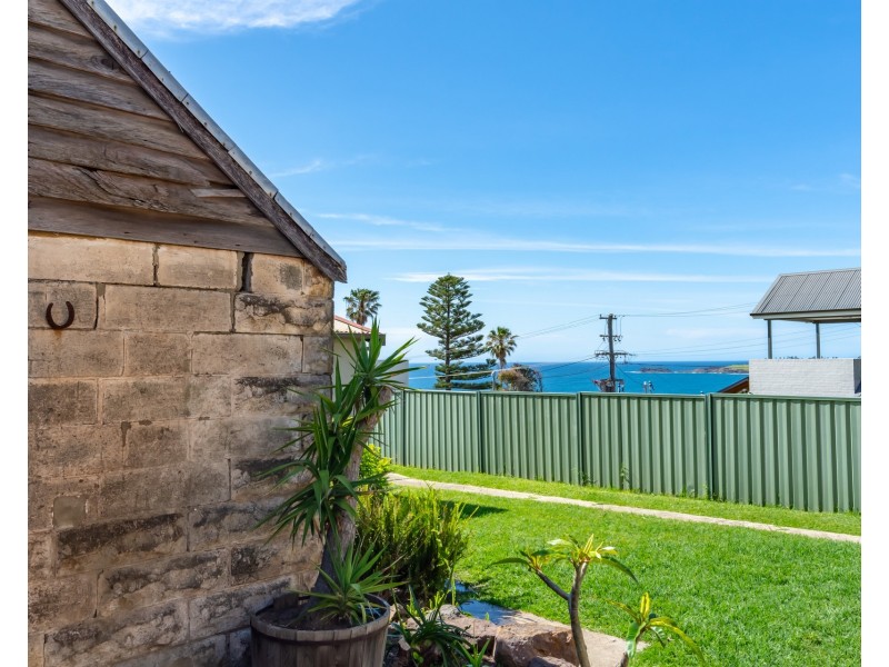 18 Riverside Drive, Bombo NSW 2533