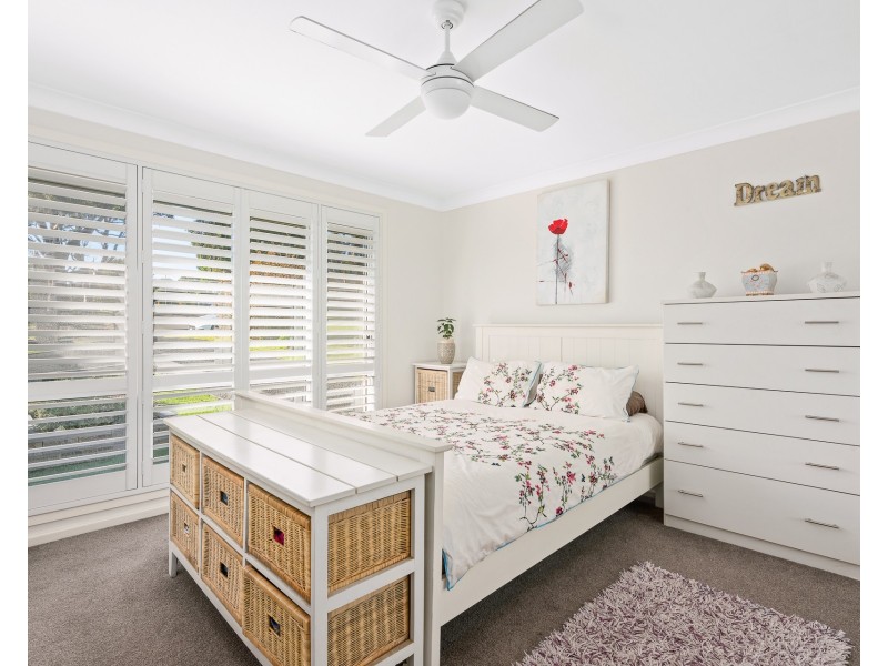 16 Alexander Avenue, Kiama Downs NSW 2533