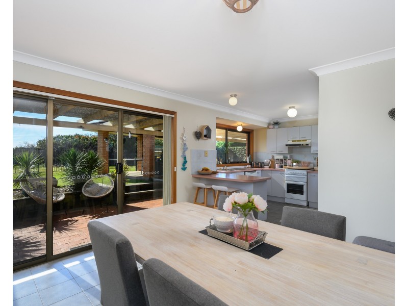 2 Irvine Street, Kiama NSW 2533