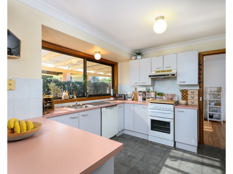2 Irvine Street, Kiama NSW 2533