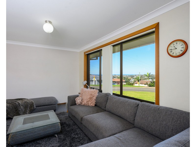 2 Irvine Street, Kiama NSW 2533