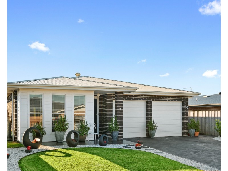 10 Arnold Crescent, Kiama NSW 2533