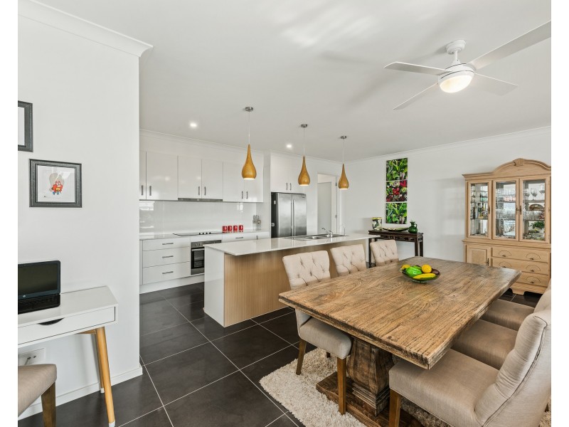 10 Arnold Crescent, Kiama NSW 2533