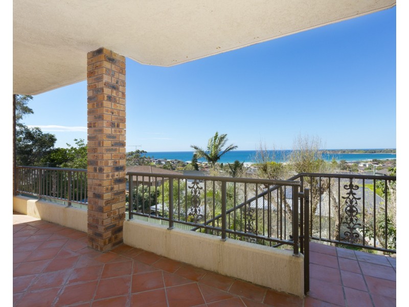 24 Hoolong Avenue, Kiama Downs NSW 2533