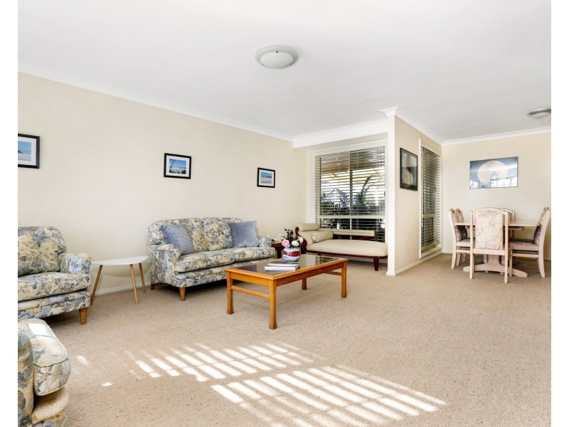 27 McBrien Drive, Kiama Downs NSW 2533