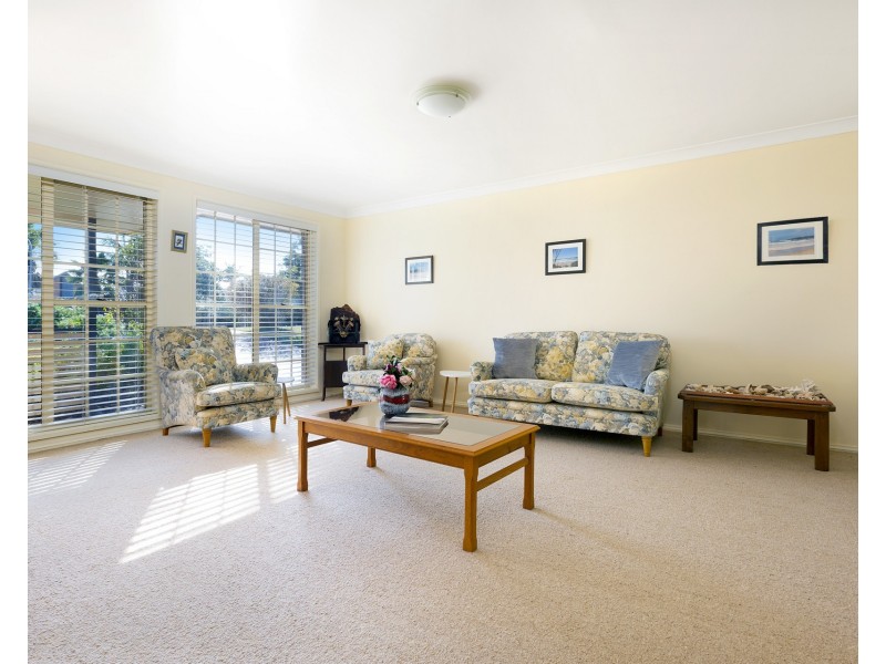 27 McBrien Drive, Kiama Downs NSW 2533