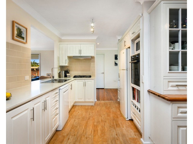9 Hoskings Crescent, Kiama Downs NSW 2533