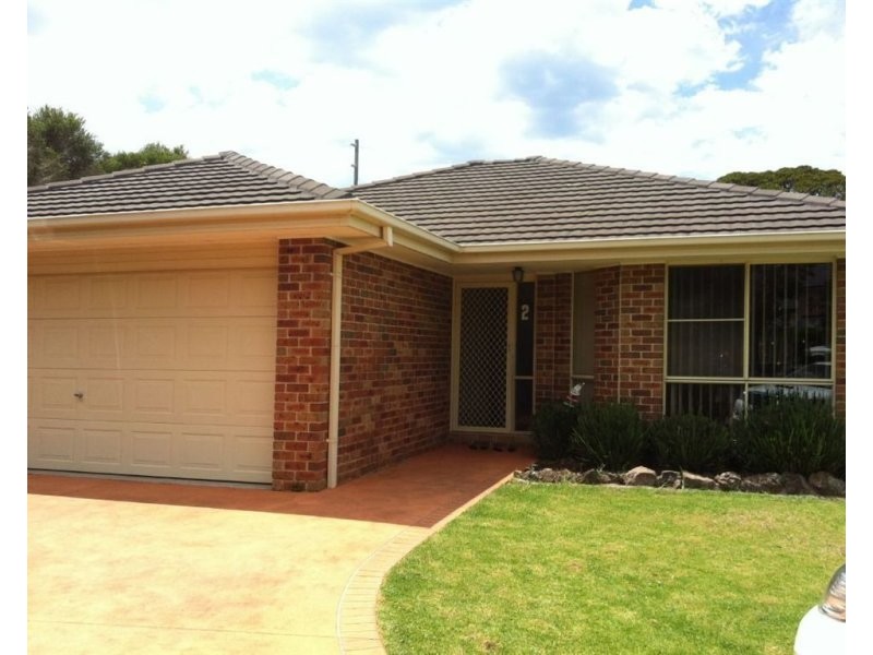 2 Pearce Place, Kiama NSW 2533