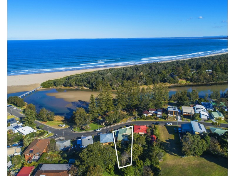 17 Riverleigh Avenue, Gerroa NSW 2534
