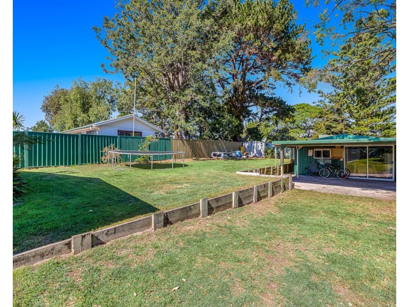 26 Ravenscliffe Road, Shoalhaven Heads NSW 2535