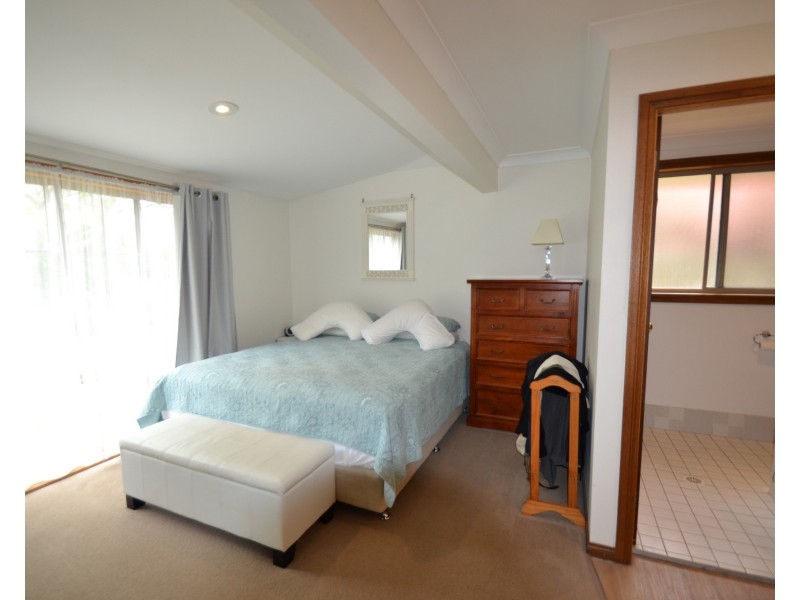 5 Gray Close, Shoalhaven Heads NSW 2535
