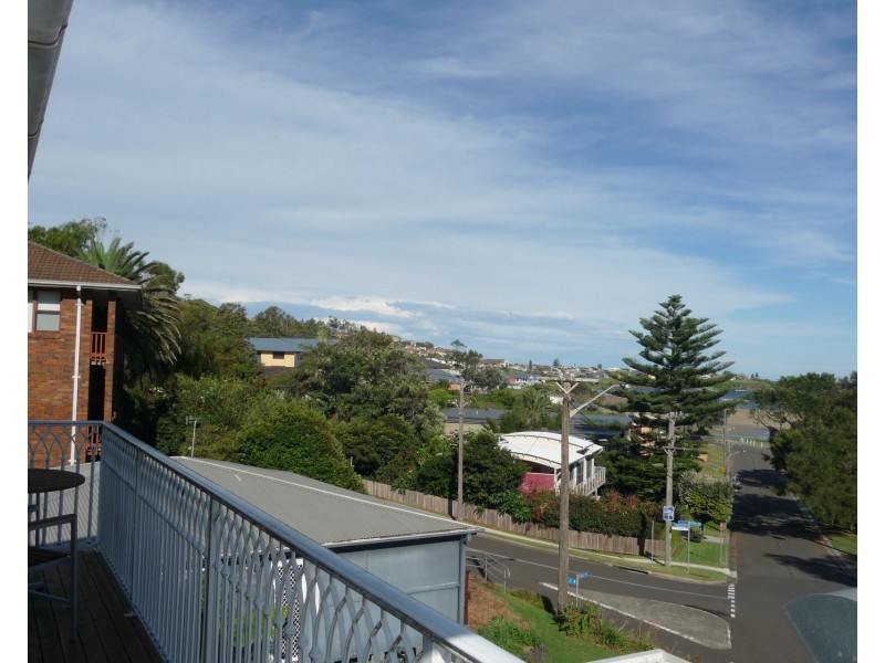 2/19 Riverleigh Avenue, Gerroa NSW 2534