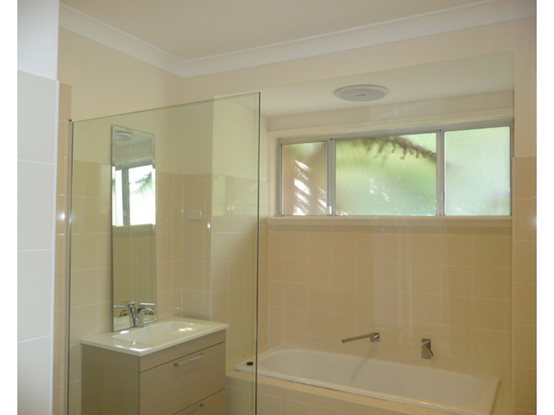 2/19 Riverleigh Avenue, Gerroa NSW 2534