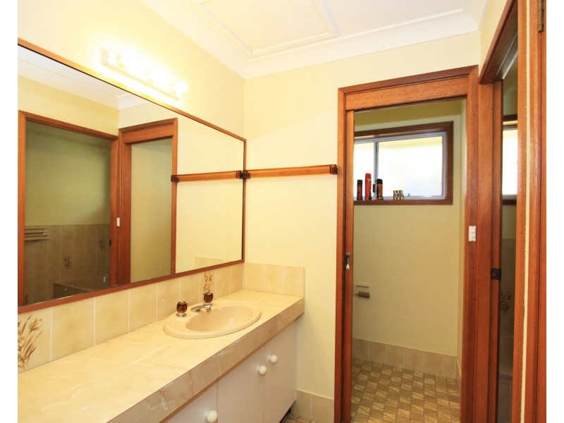 25 Attunga Avenue, Kiama Heights NSW 2533