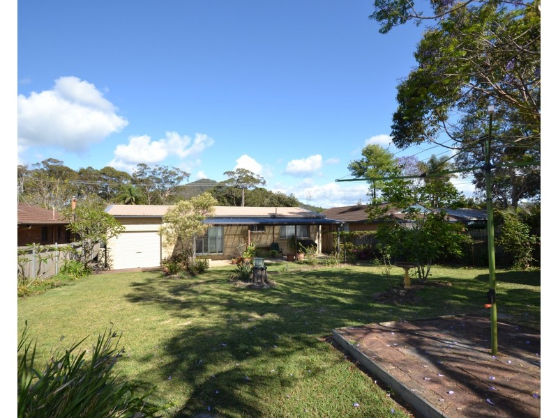 40 Jerry Bailey Road, Shoalhaven Heads NSW 2535