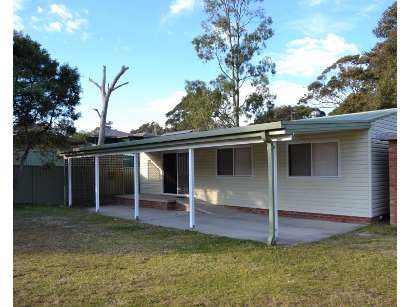10 Renown Avenue, Shoalhaven Heads NSW 2535