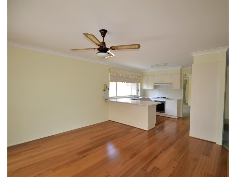 38 McIntosh Street, Shoalhaven Heads NSW 2535