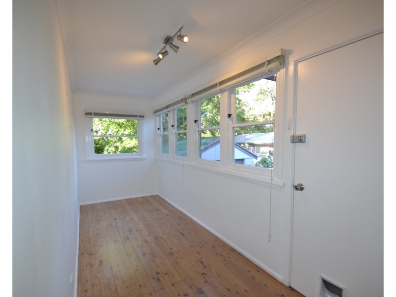 6 Ravenscliffe Avenue, Shoalhaven Heads NSW 2535