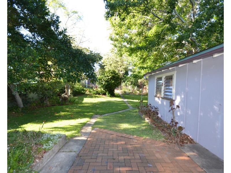 6 Ravenscliffe Avenue, Shoalhaven Heads NSW 2535