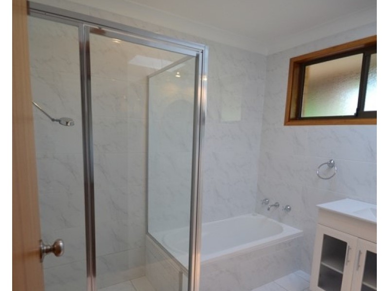 8 Throsby Street, Shoalhaven Heads NSW 2535