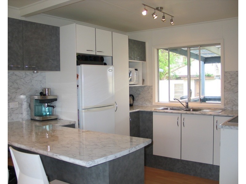 12 Towers Road, Shoalhaven Heads NSW 2535