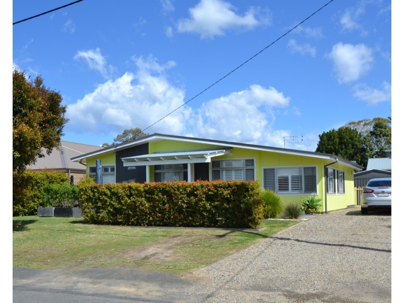 73 Golden Hill Avenue, Shoalhaven Heads NSW 2535