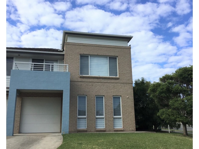 22 Elambra Parade, Gerringong NSW 2534