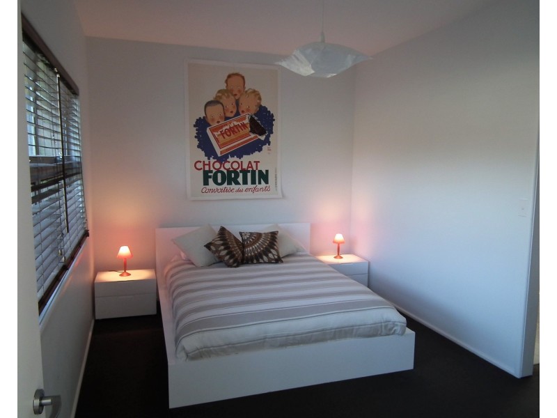 18 Renown Avenue, Shoalhaven Heads NSW 2535