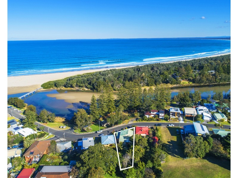 17 Riverleigh Avenue, Gerroa NSW 2534