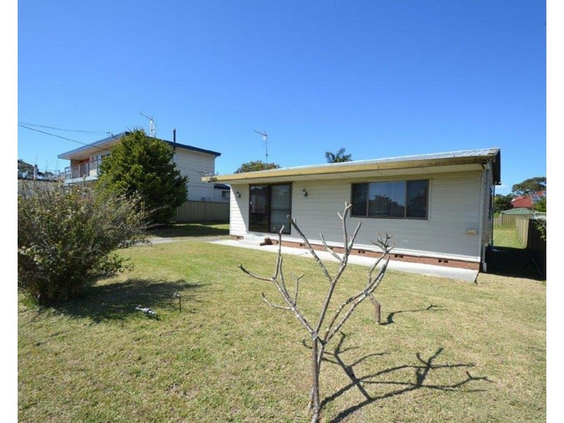 88 Scott Street, Shoalhaven Heads NSW 2535