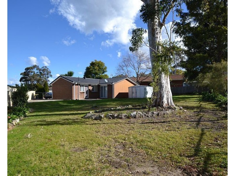 2 Folia Close, West Nowra NSW 2541