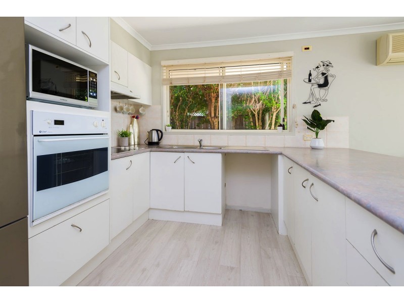28 Conebush Cct, Ormeau QLD 4208