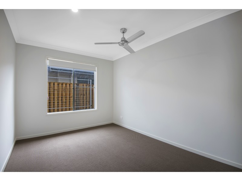 71 Stinson Cct, Coomera QLD 4209