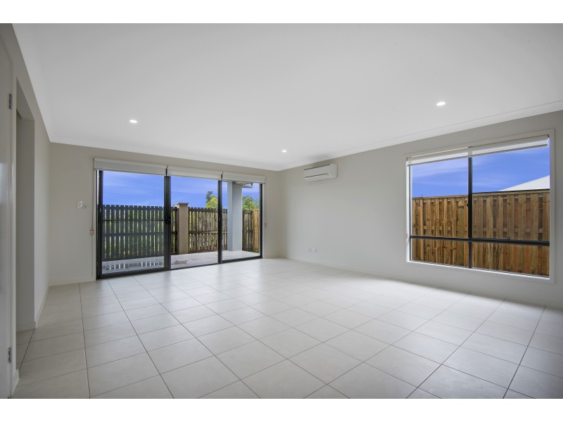 71 Stinson Cct, Coomera QLD 4209