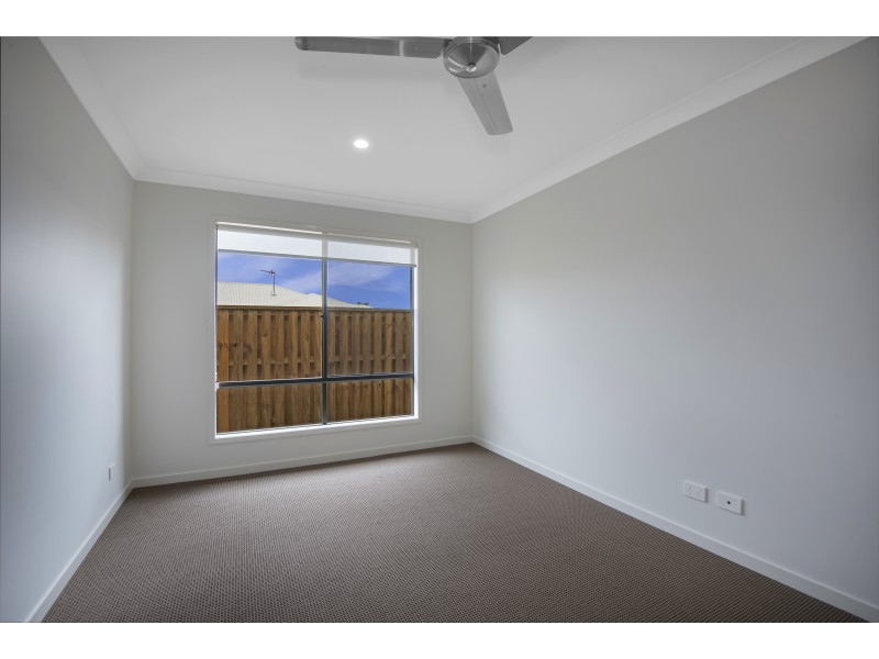 71 Stinson Cct, Coomera QLD 4209