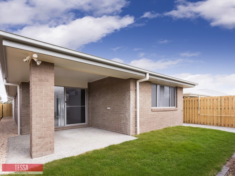 11 Macarthur St, Pimpama QLD 4209