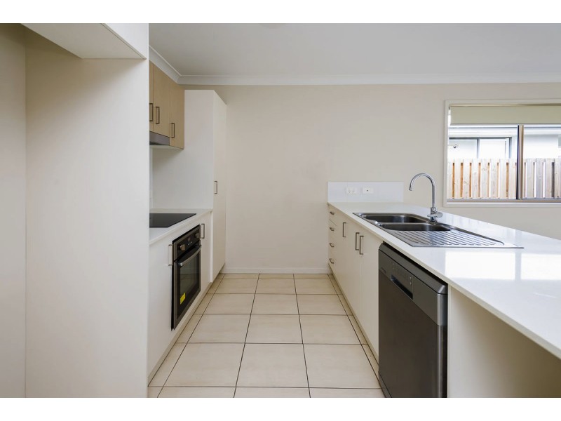 69 O’reilly Dr, Coomera QLD 4209