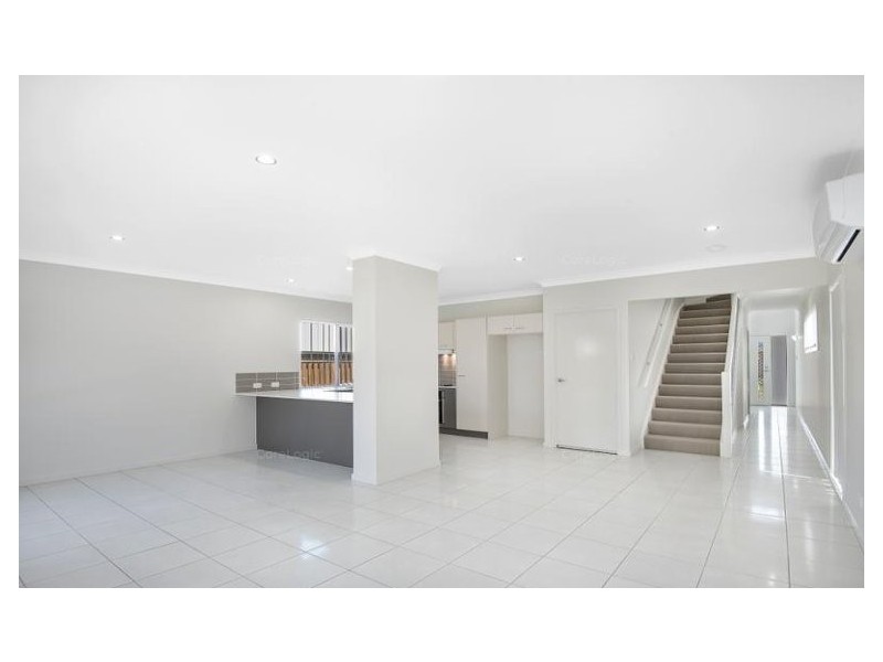 27 Mcpherson Cres, Coomera QLD 4209