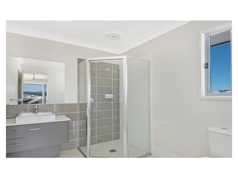 27 Mcpherson Cres, Coomera QLD 4209