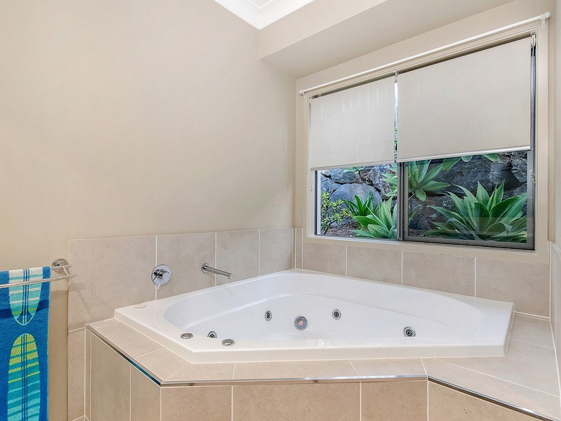 6 Warrandyte St, Upper Coomera QLD 4209