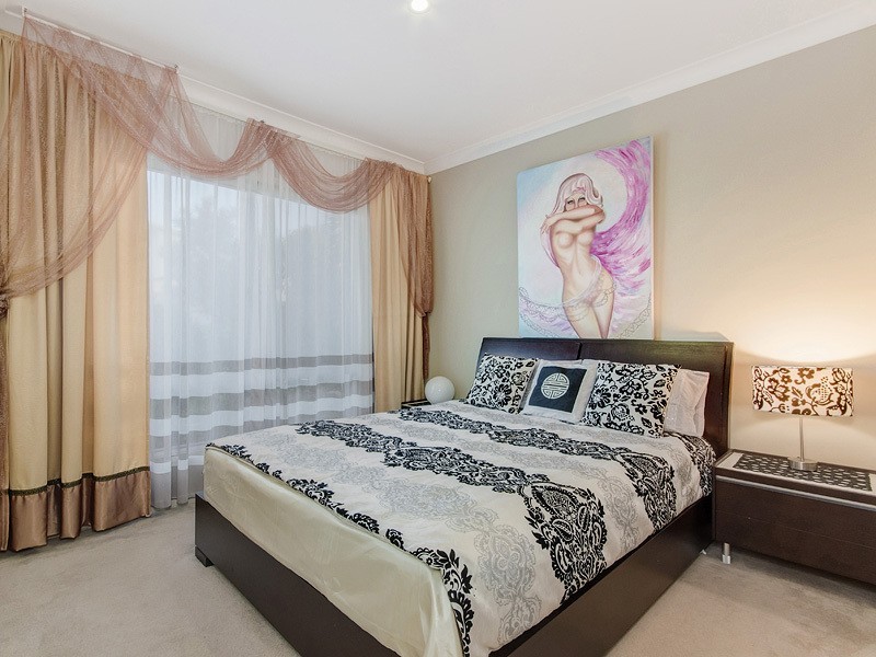 6 Warrandyte St, Upper Coomera QLD 4209